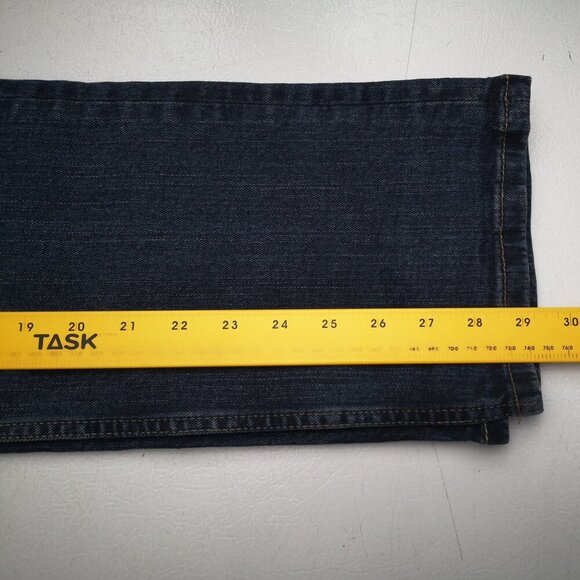 Eddie Bauer Men's Slim Fit Medium Wash Size 34/30 Blue Jeans - Picture 15 of 15